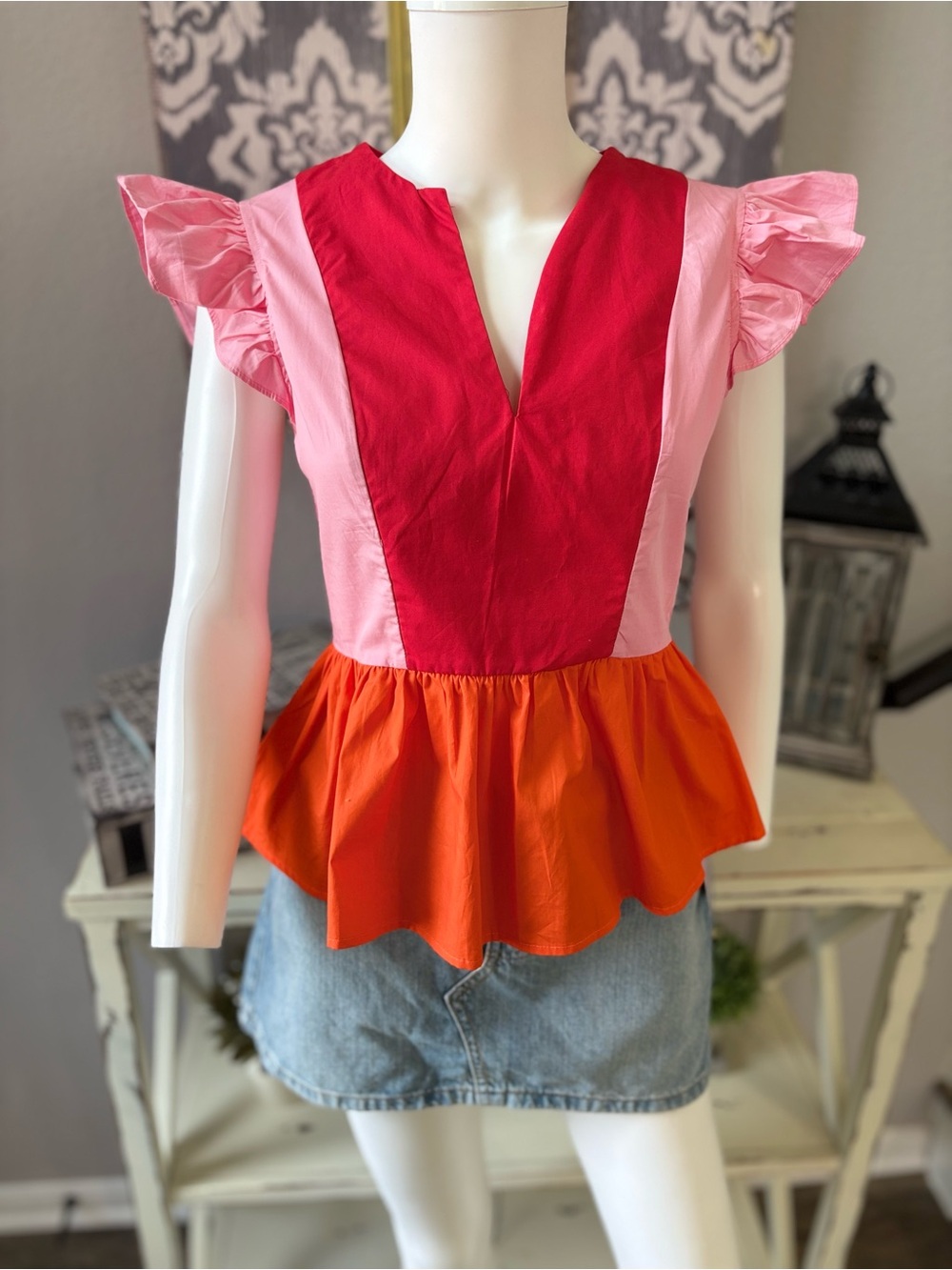 TCEC Colorblock Peplum Blouse in Red, Pink & Orange